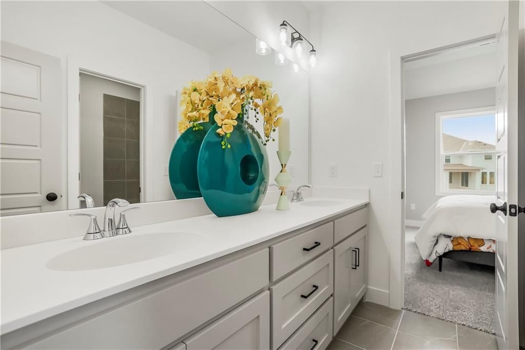 17809 Rainbow Boulevard — photo 41