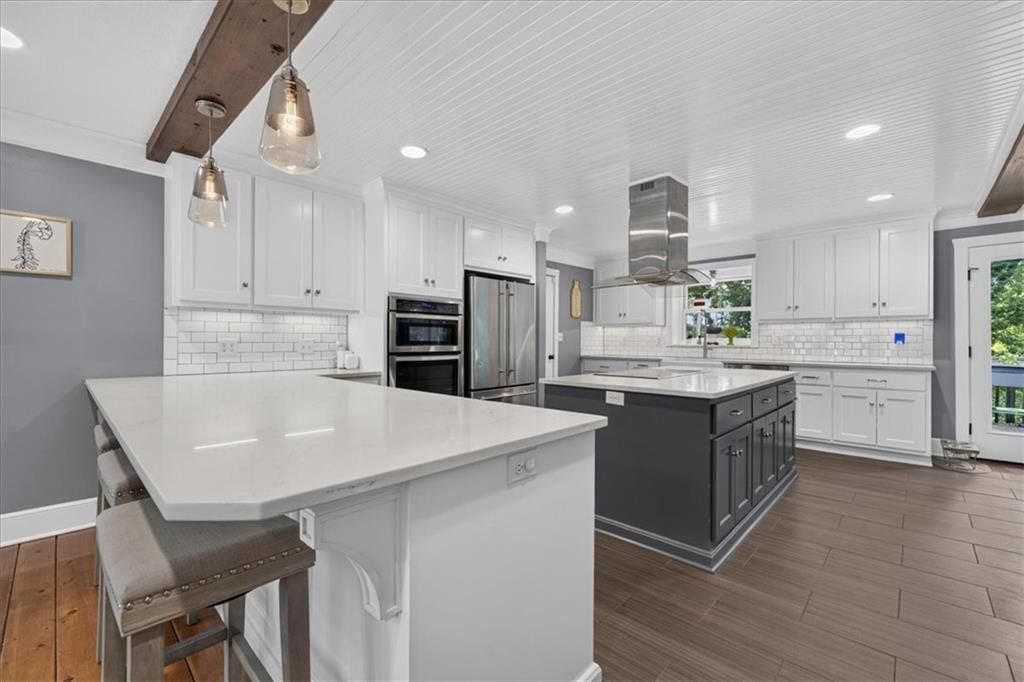 606 Camelot Drive — photo 14