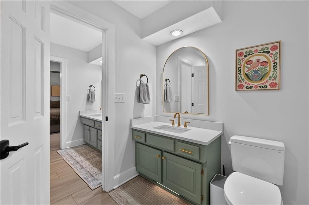 606 Camelot Drive — photo 30