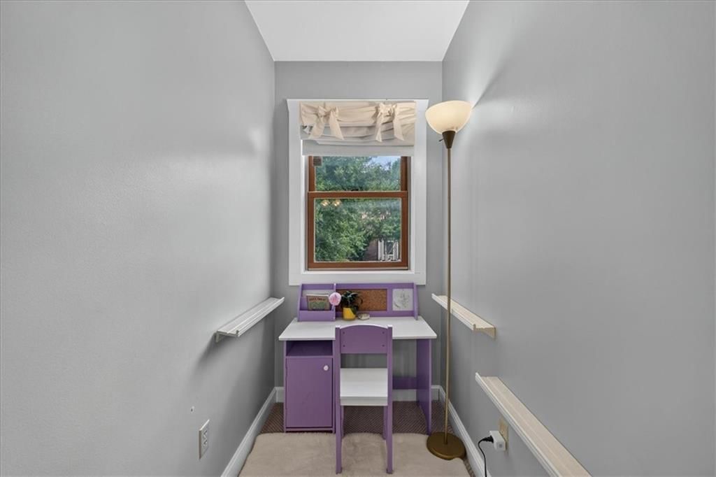 606 Camelot Drive — photo 47