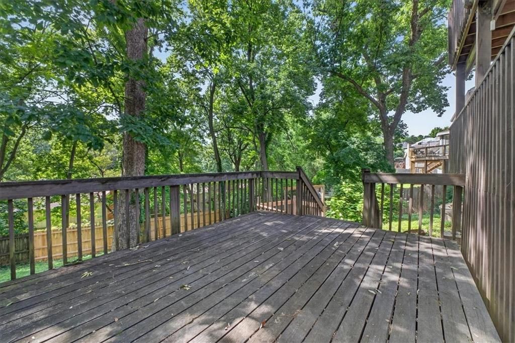 606 Camelot Drive — photo 70