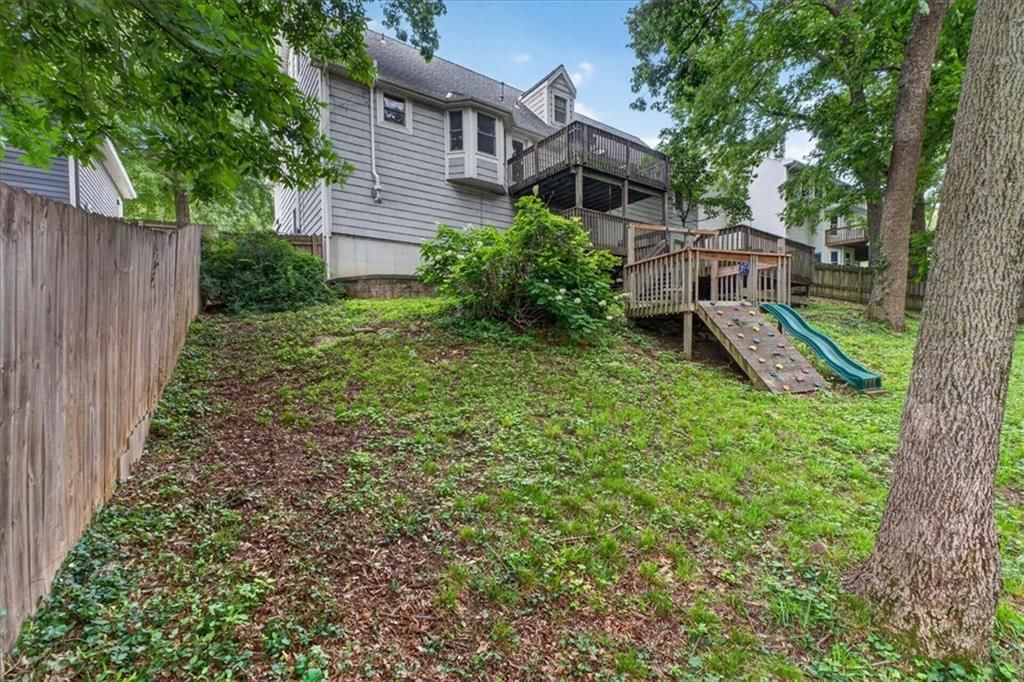 606 Camelot Drive — photo 77