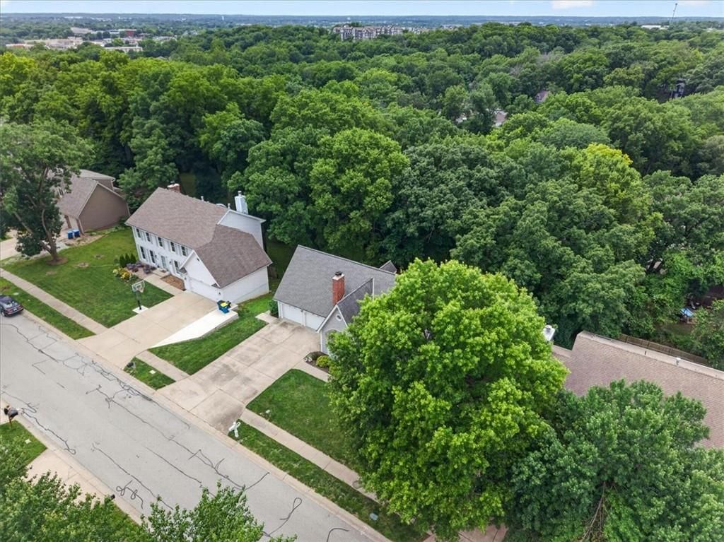 606 Camelot Drive — photo 80
