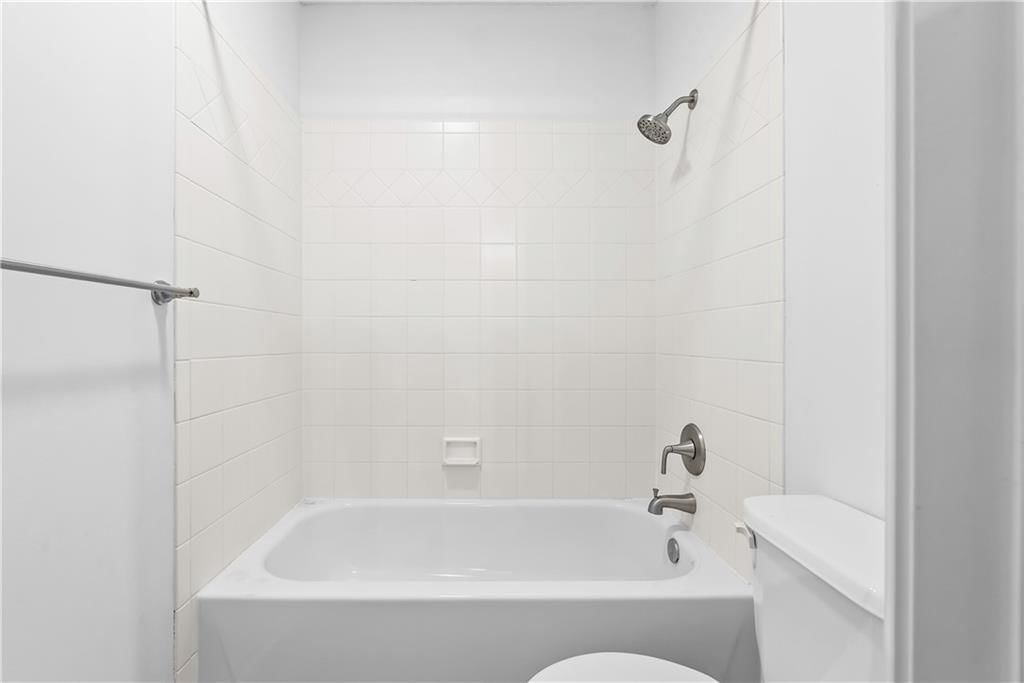 14121 W 142nd Street — photo 34