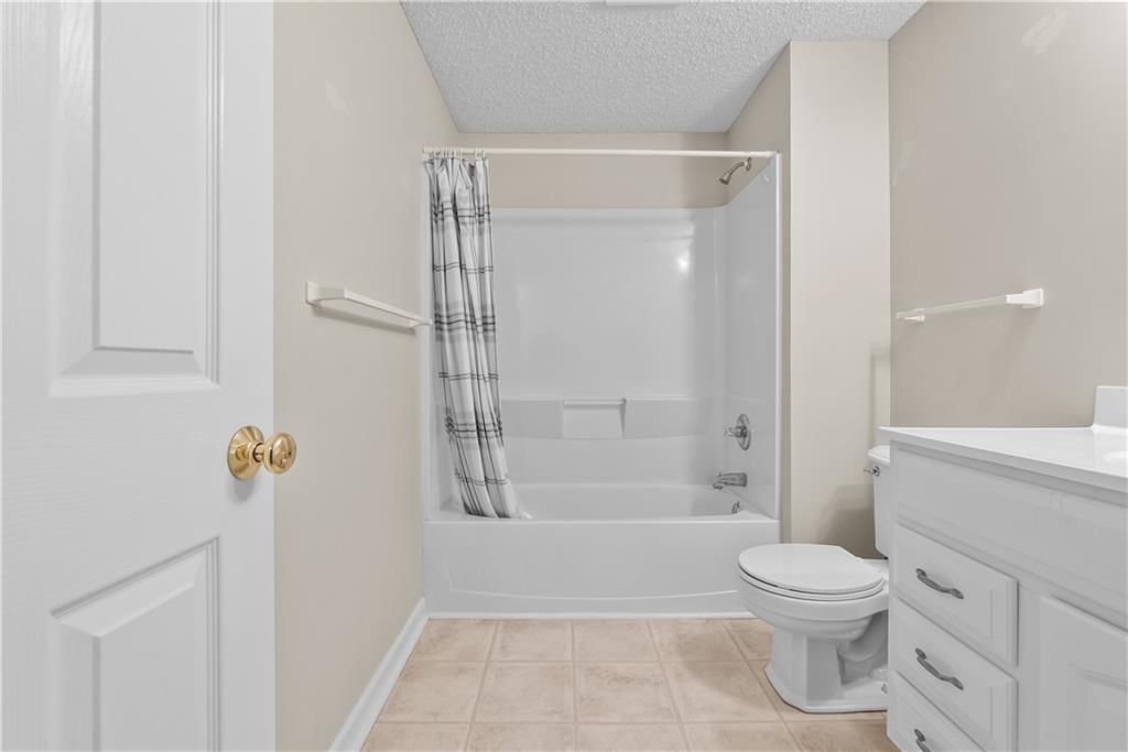 14121 W 142nd Street — photo 38