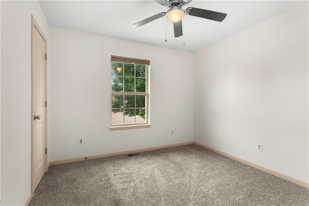 1002 SW Eagle Drive — photo 23