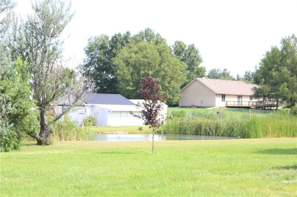 22215 Parallel Road — photo 17