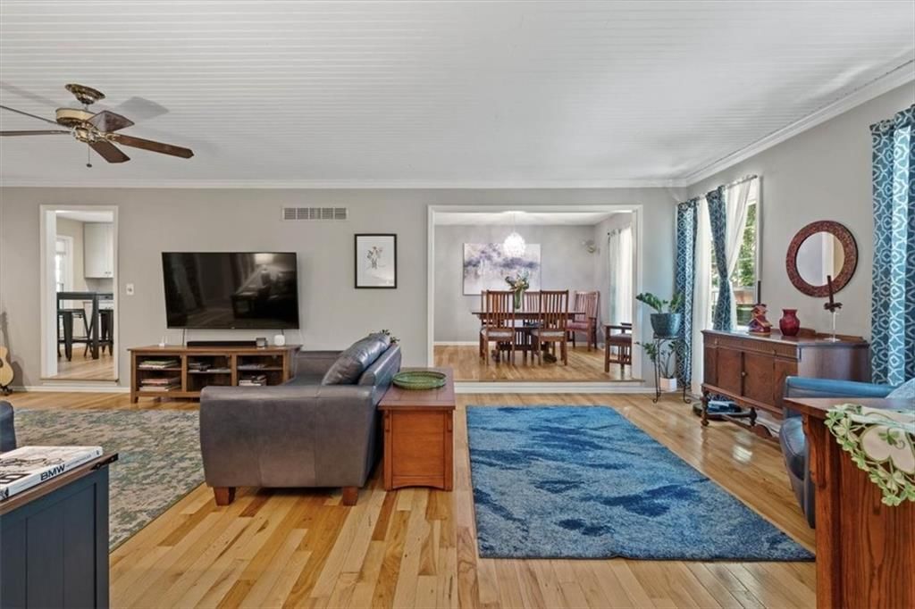 5133 Ballentine Street — photo 5