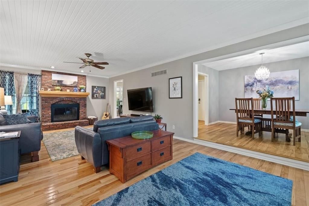 5133 Ballentine Street — photo 6