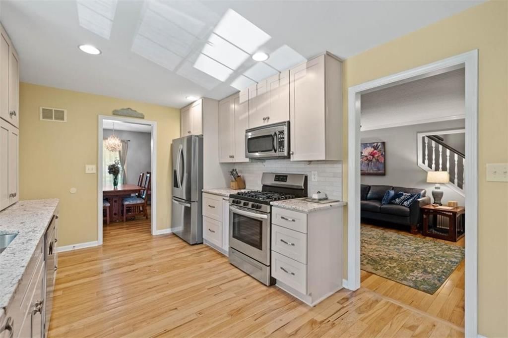 5133 Ballentine Street — photo 12