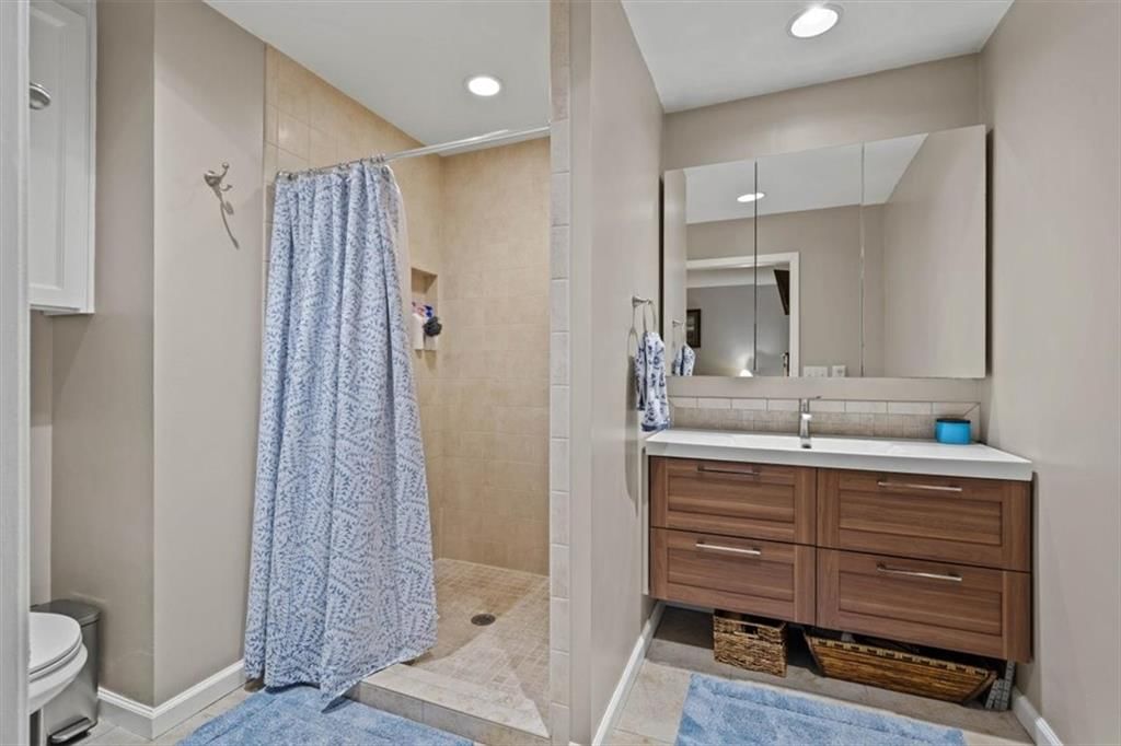 5133 Ballentine Street — photo 17