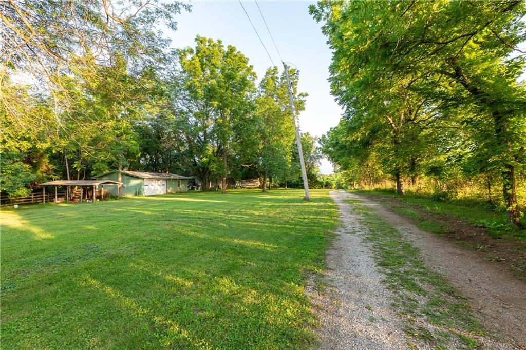 33200 E hammond Road — photo 12