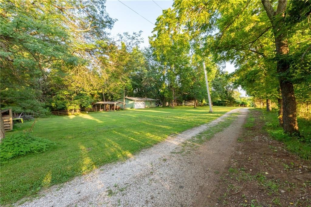 33200 E hammond Road — photo 13