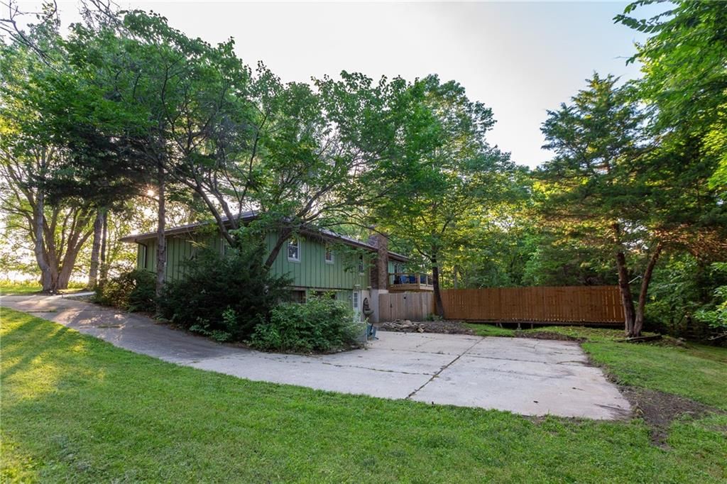 33200 E hammond Road — photo 16