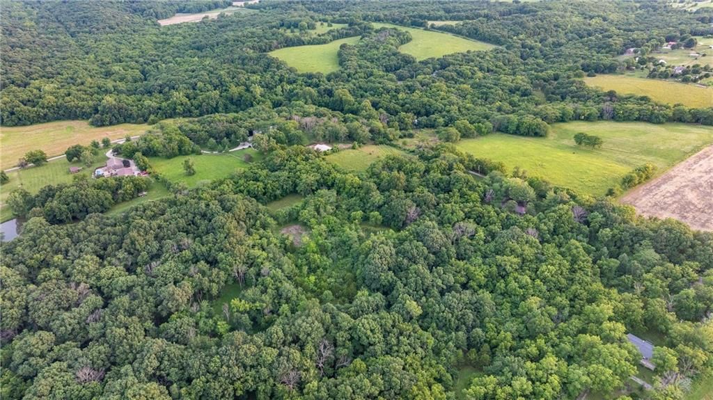 33200 E hammond Road — photo 37