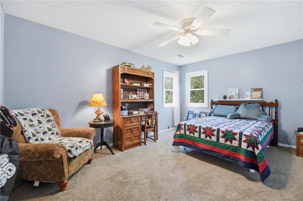 3601 SW Fleming Drive — photo 32