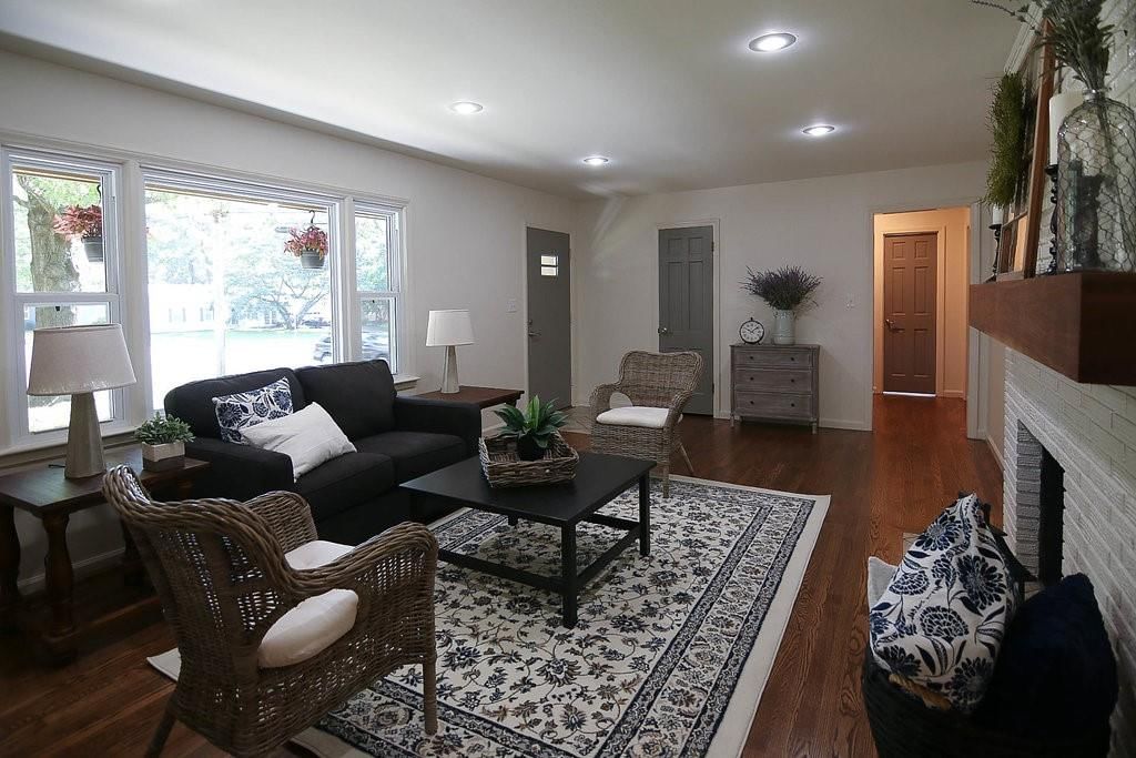 5501 W 70th Terrace — photo 4