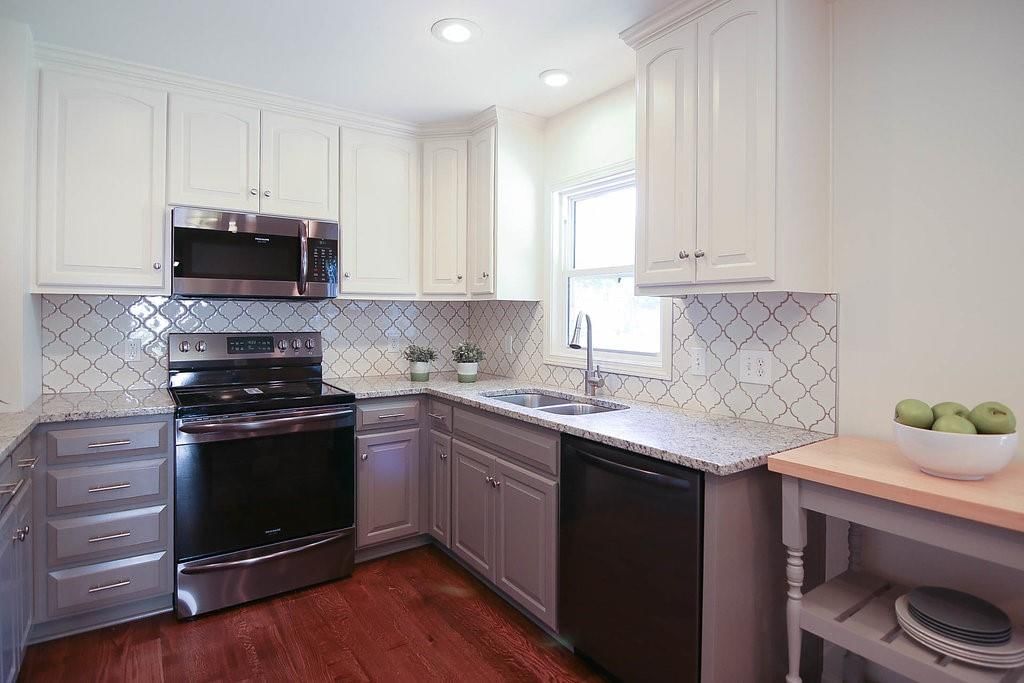 5501 W 70th Terrace — photo 9