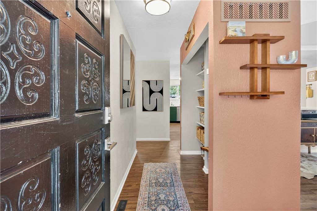 8004 W 64th Terrace — photo 3