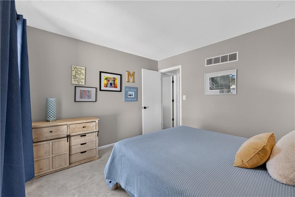 8004 W 64th Terrace — photo 24