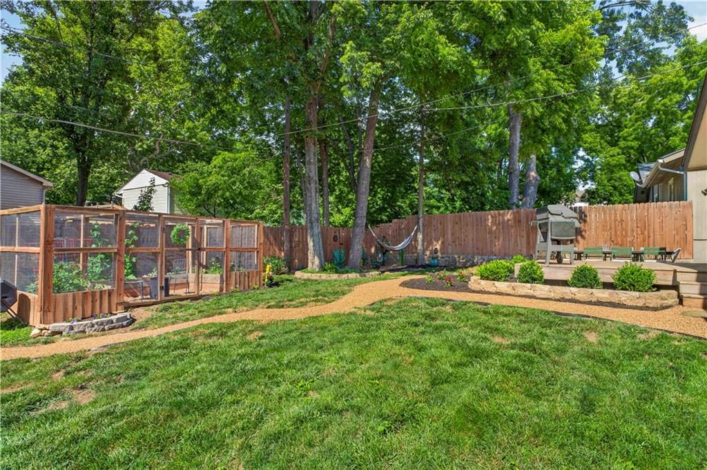 8004 W 64th Terrace — photo 42