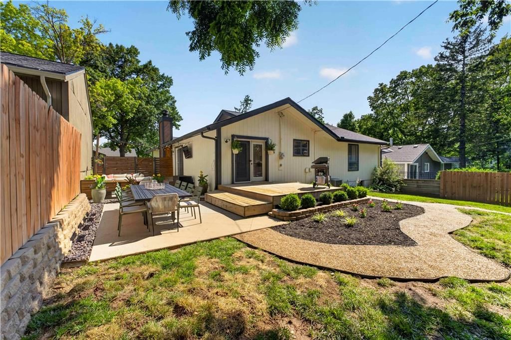 8004 W 64th Terrace — photo 46