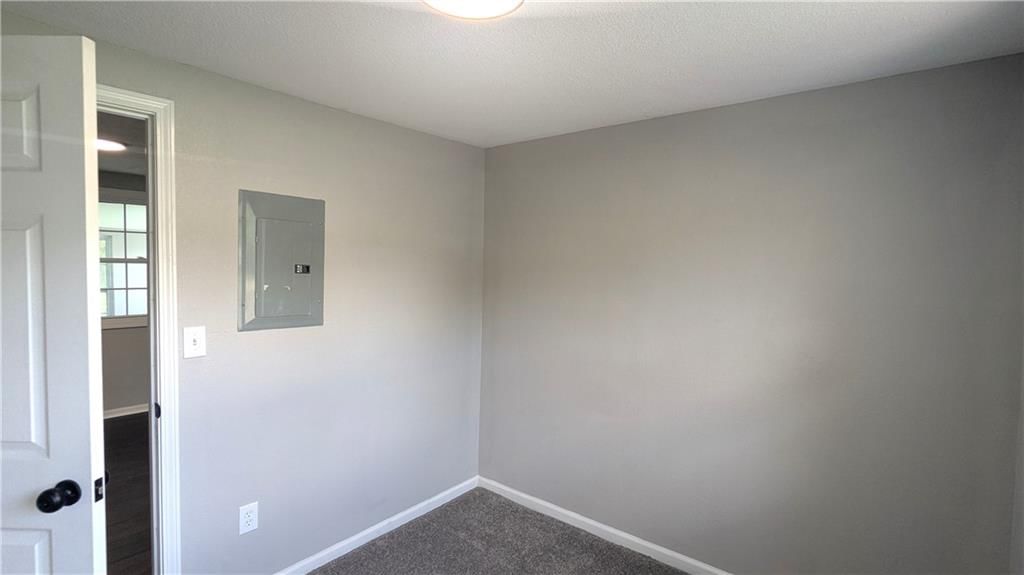 411 N Cogan Lane — photo 29