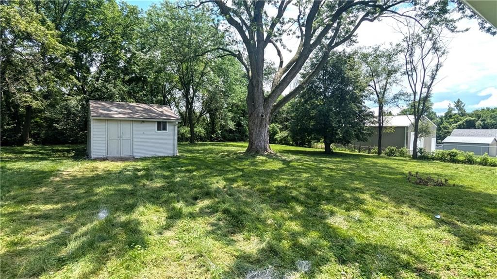 411 N Cogan Lane — photo 39
