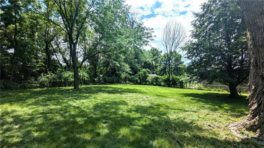 411 N Cogan Lane — photo 41