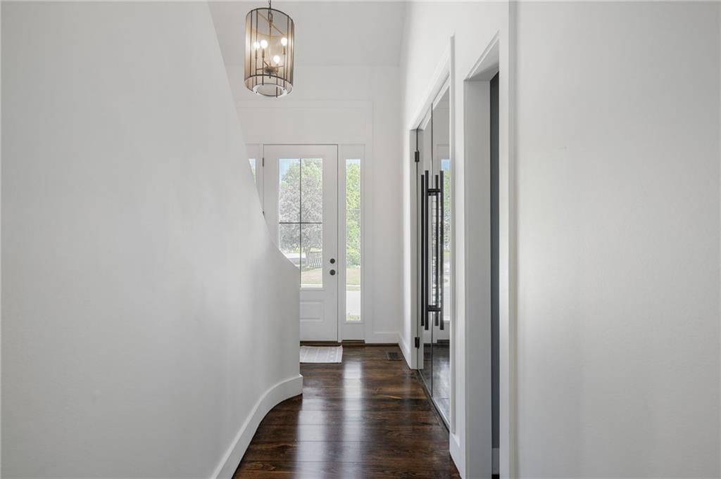 11307 W 115th Street — photo 3