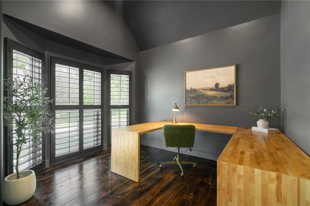 11307 W 115th Street — photo 5