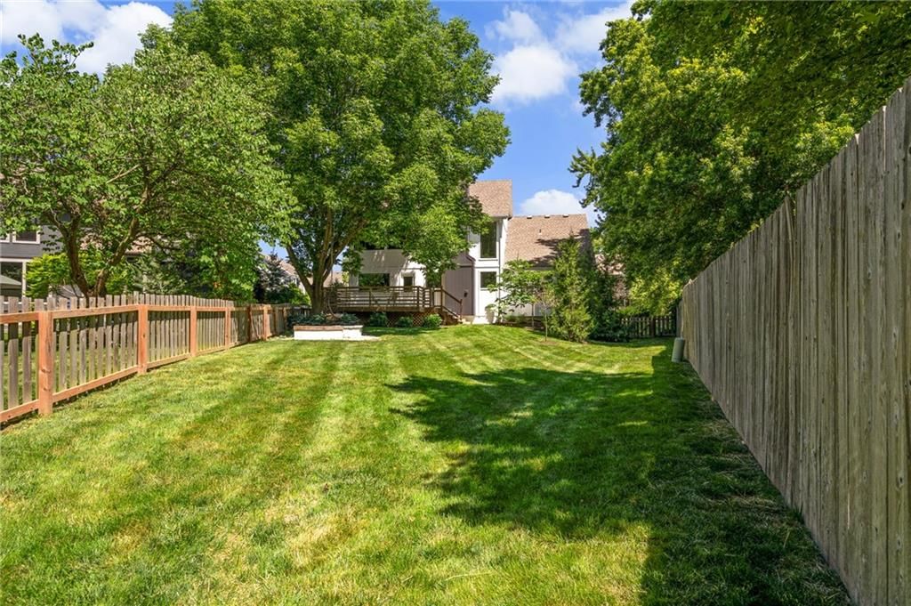 11307 W 115th Street — photo 41