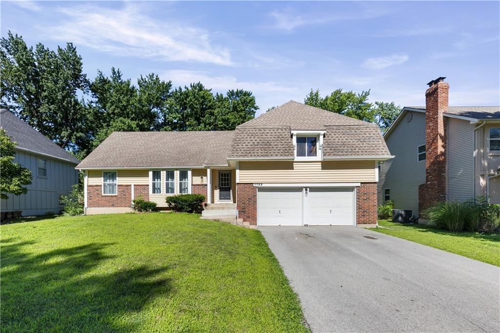 7732 Westgate Drive — photo 2