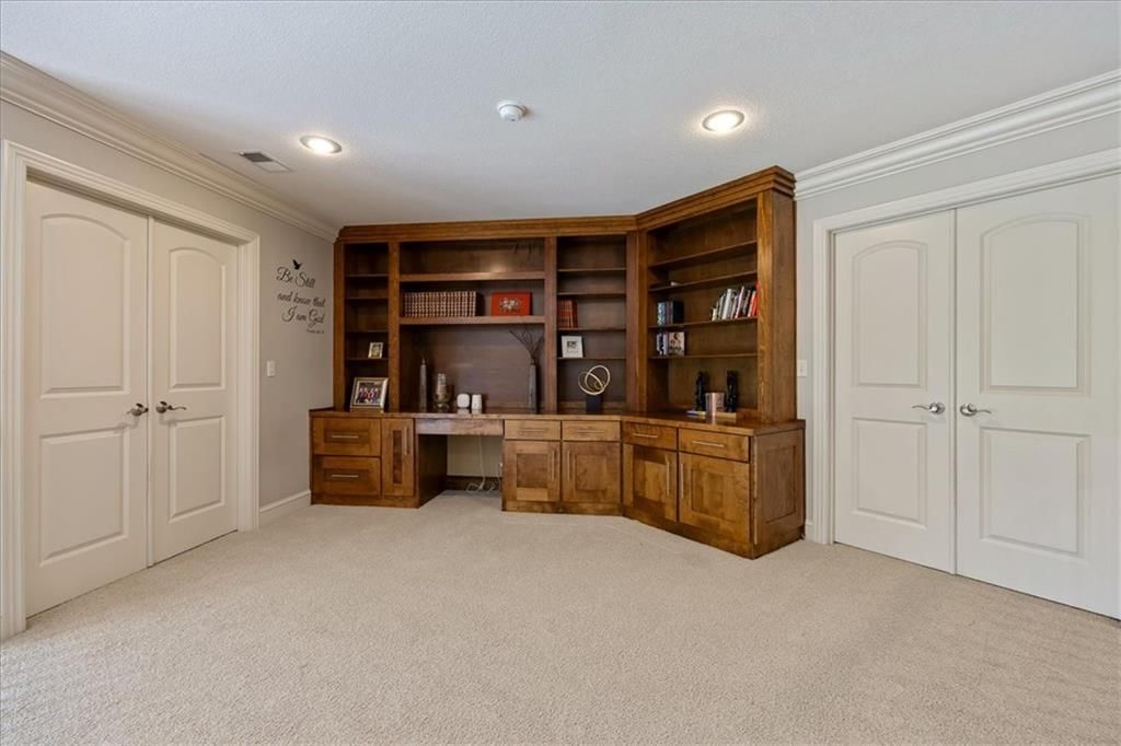 9920 Skyview Lane — photo 27