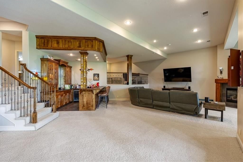 9920 Skyview Lane — photo 37