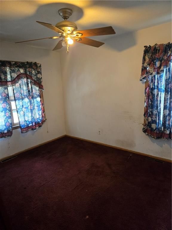 9320 OAKLAND Avenue — photo 4
