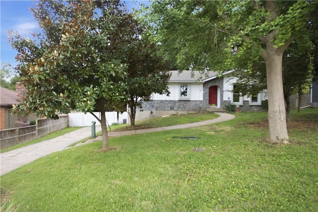 5925 Haskins Street — photo 3