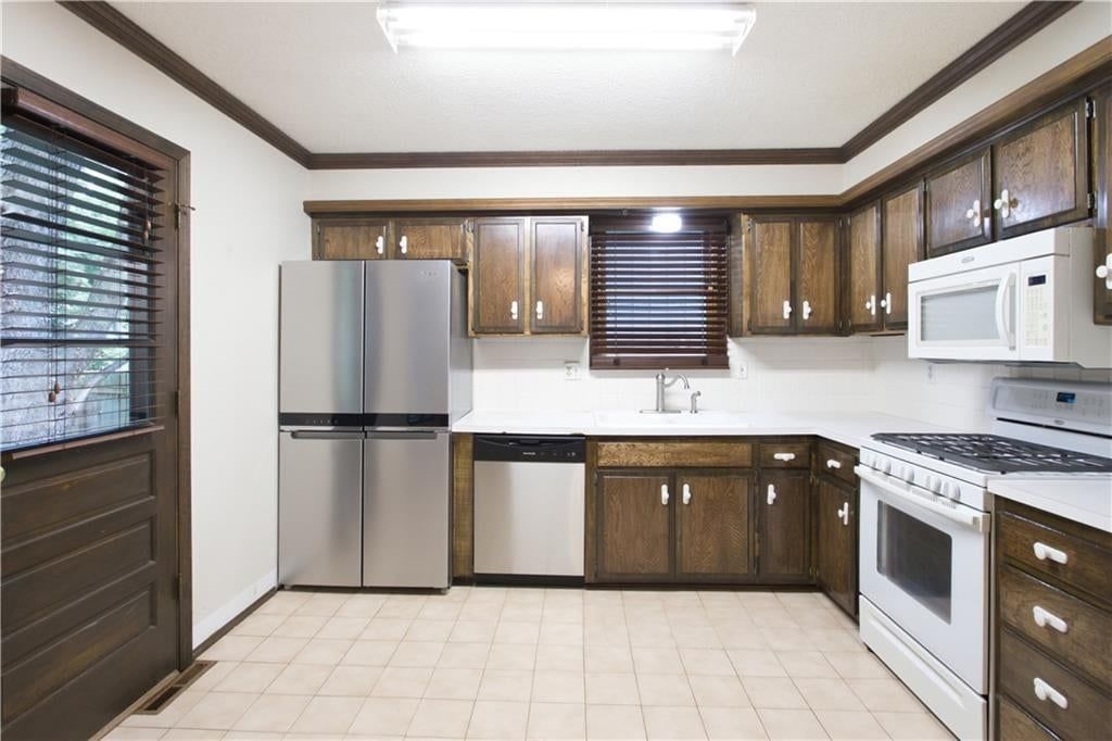 5925 Haskins Street — photo 11