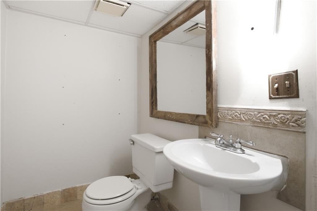 5925 Haskins Street — photo 30