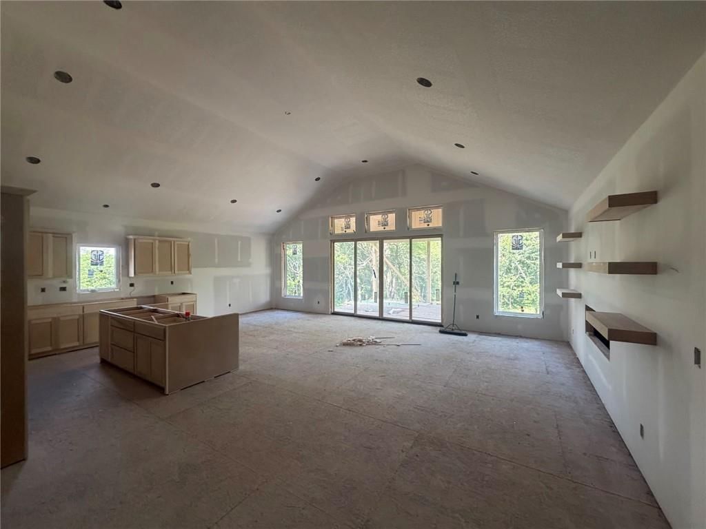 21503 Twin Oaks Parkway — photo 2