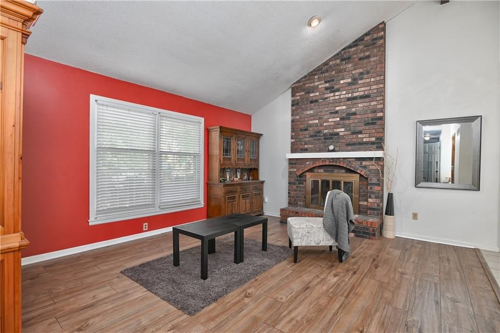 8515 NW Pomona Avenue — photo 5