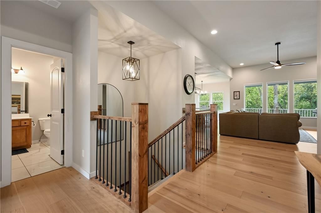 801 Colonial Drive, Pleasant Hill, MO: listing photo 2