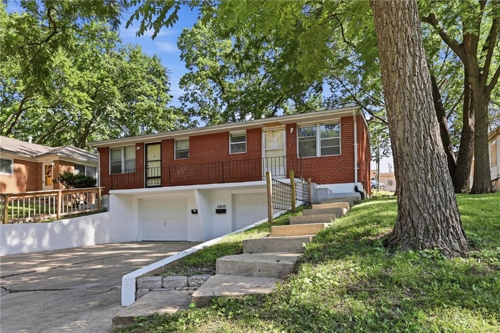 10819 E Westport Road — photo 1