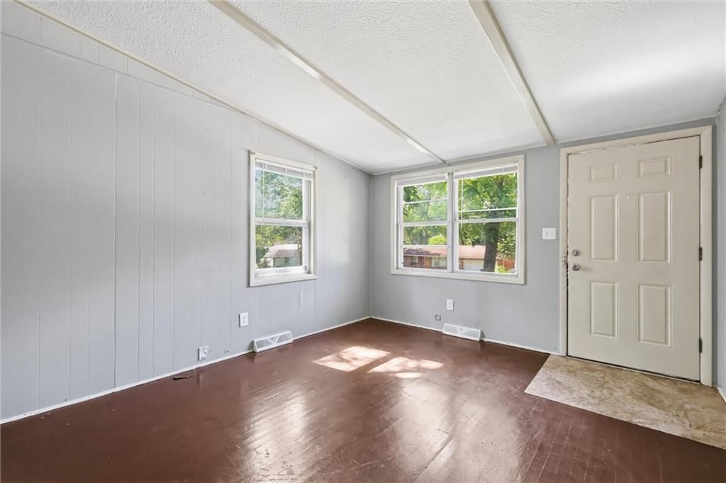 10819 E Westport Road — photo 5
