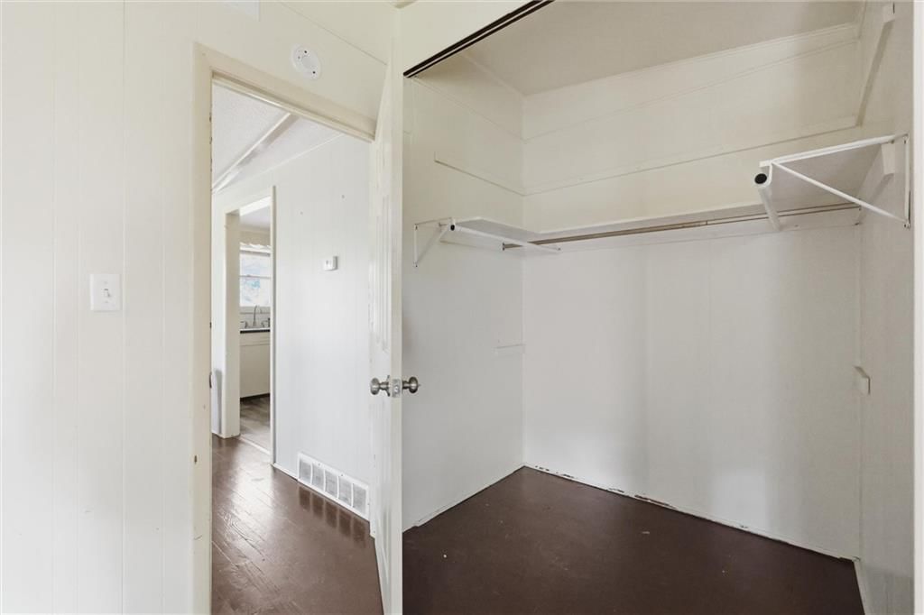 10819 E Westport Road — photo 17