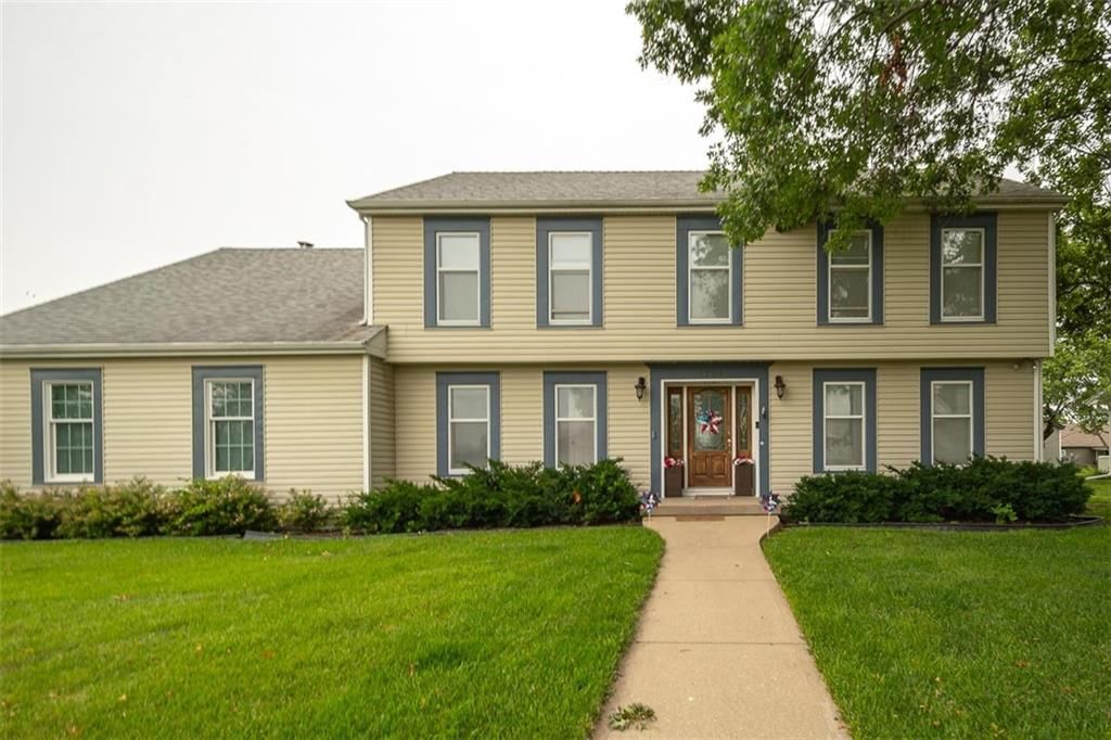 1701 S Ash Street — photo 1