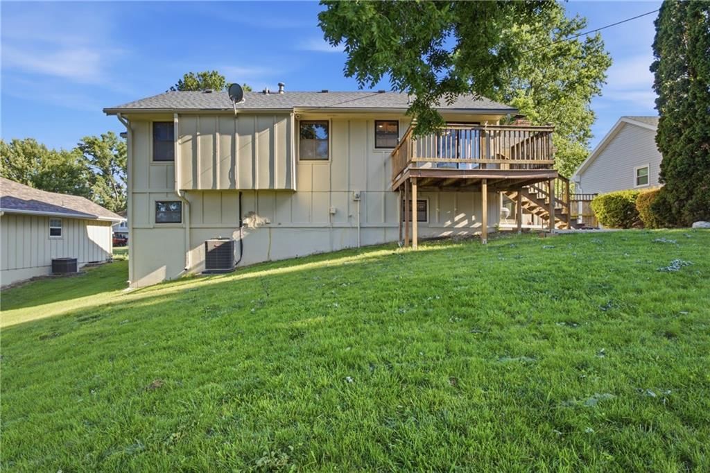 3300 NE 71st Terrace — photo 32