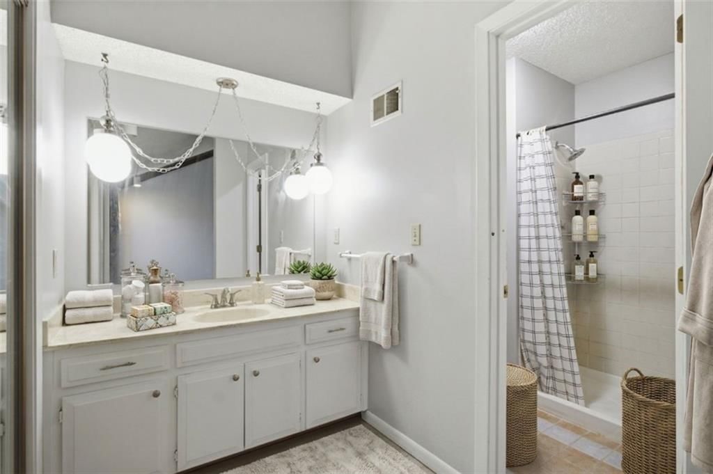 3300 NE 71st Terrace — photo 38