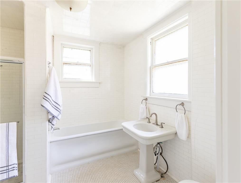 3640 Campbell Street — photo 50