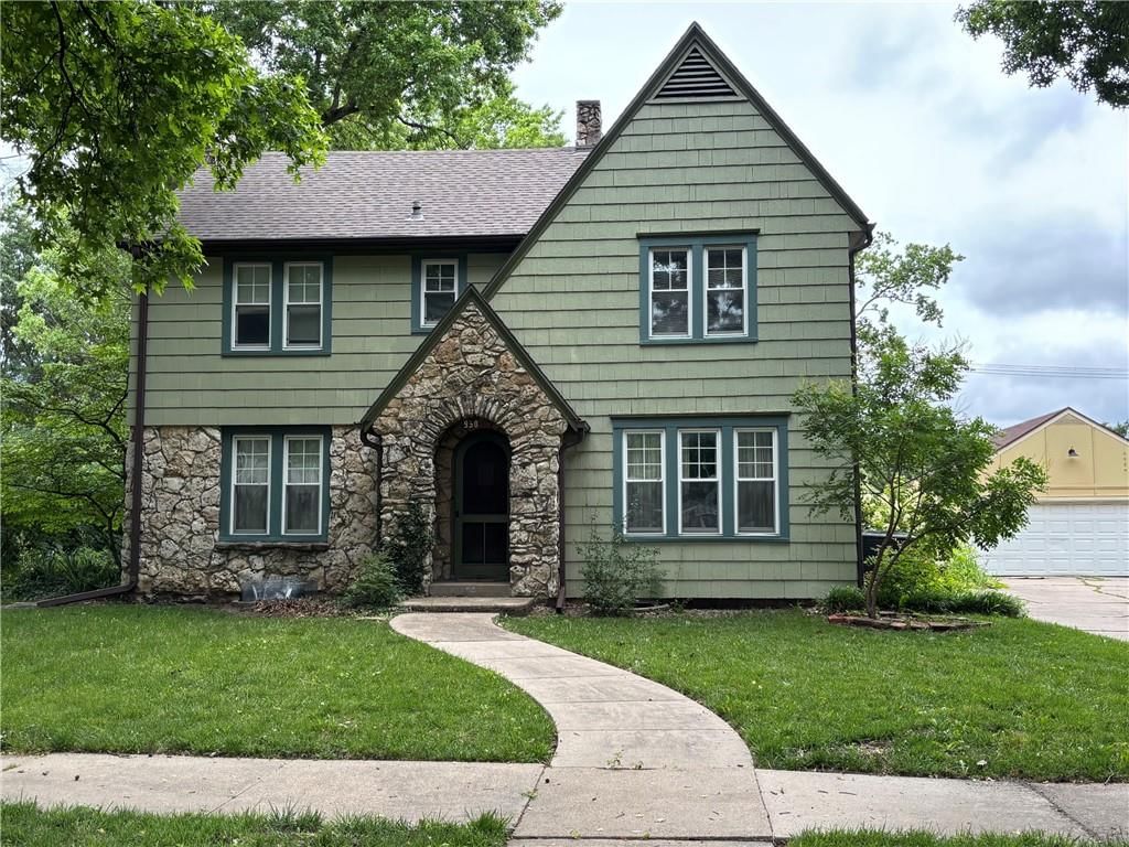 930 S Hickory Street, Ottawa, KS